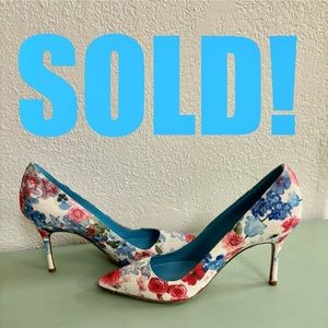 Manolo Blahnik floral canvas pumps size 36 (6US)